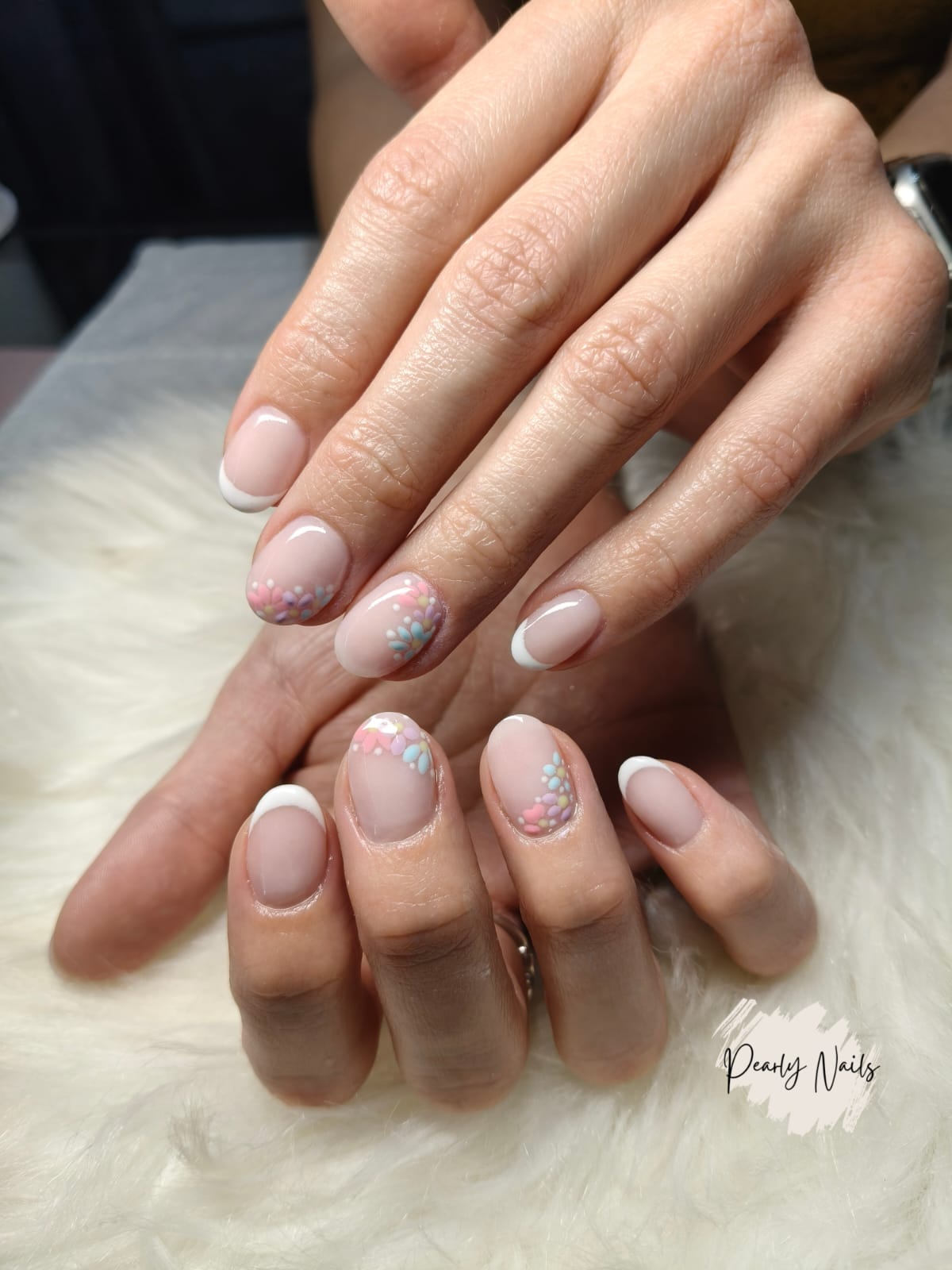 Nail set by Pearly Nails Studio